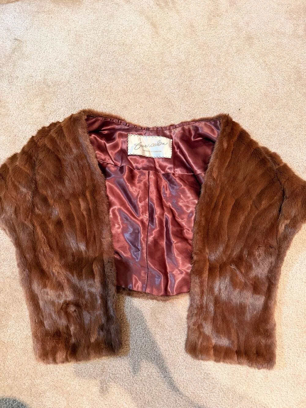 Vintage Eaton's of Canada Fur Salon Brown Mink Fur Stole Wrap